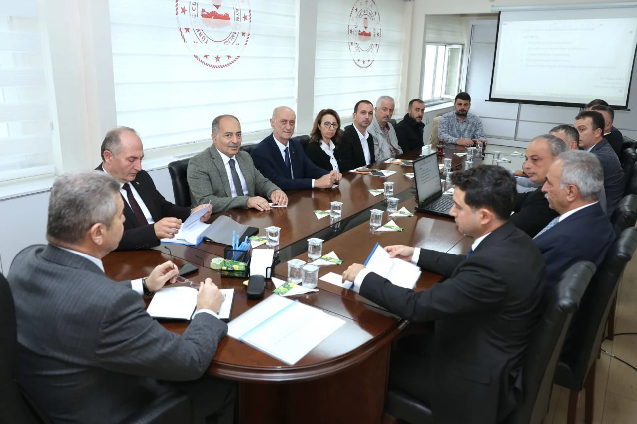 Artvin'in Arhavi ilçesinde, Vali Turan Ergün başkanlığında Organize Sanayi Bölgesi