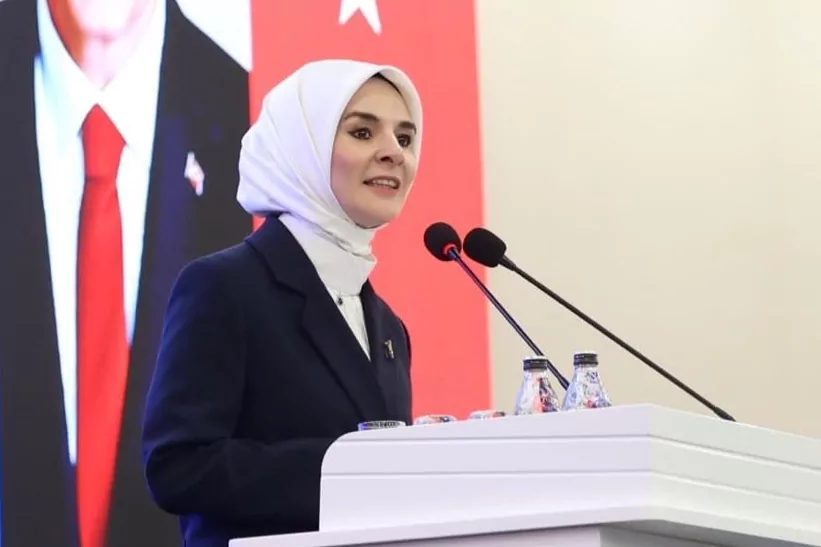 Aile ve Sosyal Hizmetler Bakanı Mahinur Özdemir Göktaş, Hatay’da yürütülen