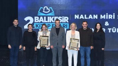 2. Balıkesir Kitap Fuarı, 9. gününde de on binlerce Balıkesirliyi