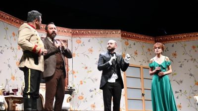 Balıkesir Büyükşehir Belediyesi Şehir Tiyatrosu, perdelerini açtığı günden itibaren sahnelediği