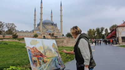 Edirne Valiliği ve Trakya Üniversitesi iş birliğiyle düzenlenen “Uluslararası Balkan