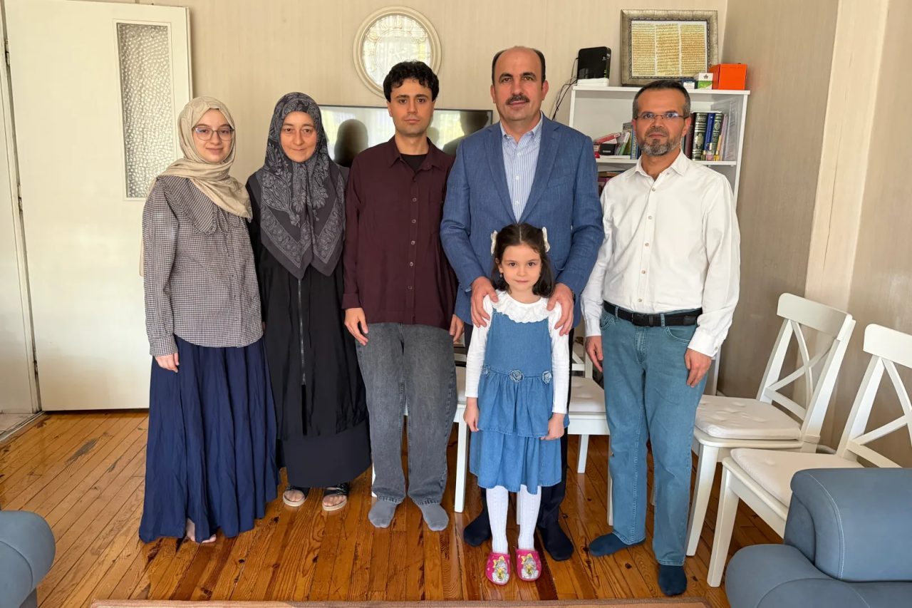 Konya Büyükşehir Belediye Başkanı Uğur İbrahim Altay, “Umre Ödüllü Siyer