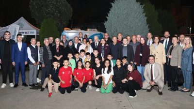 Bursa'da Nilüfer Belediye Başkanı Şadi Özdemir, “Şadi Başkan’la Akşam Çayı”