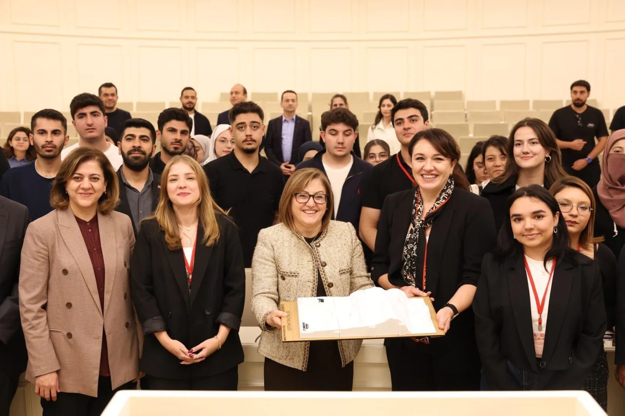 Gaziantep Büyükşehir Belediyesi, mimarlık öğrencilerini Dülük Tüneli ve Kültür ve
