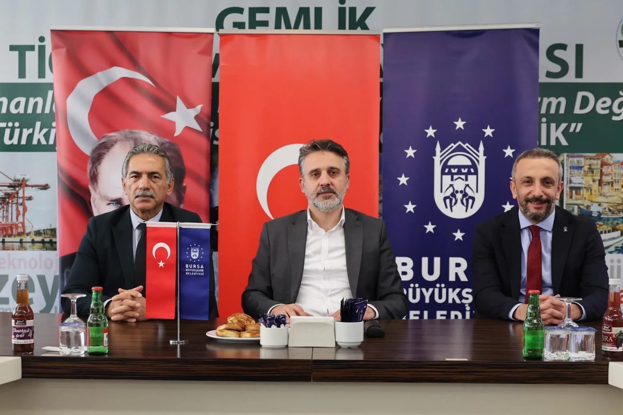 Bursa Büyükşehir Belediye Başkan Vekili Şahin Biba, ilçe ziyaretleri kapsamında