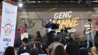 Ankara Büyükşehir Belediyesi, üniversite eğitimi için Başkent’e gelen gençleri “Üniversite