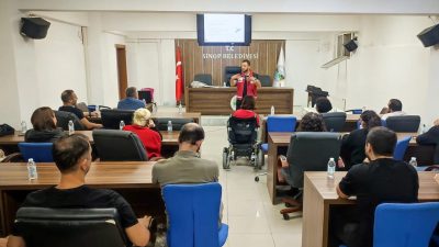 Sinop Belediyesi, afetlere karşı hazırlık çalışmaları kapsamında belediye personeline Psikososyal