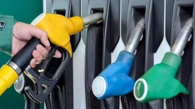 Brent petrol fiyatlarındaki gerilemenin ardından benzine Salı gecesi 4,30 lira