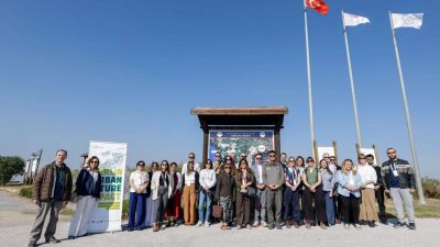 İzmir’de düzenlenen Berlin Kentsel Doğa Paktı’nın yıllık toplantısı, kentlerde biyolojik