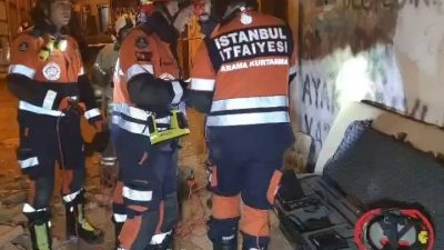 İstanbul Beyoğlu’nda 5 katlı metruk binada çökme meydana geldi. Kalyoncu