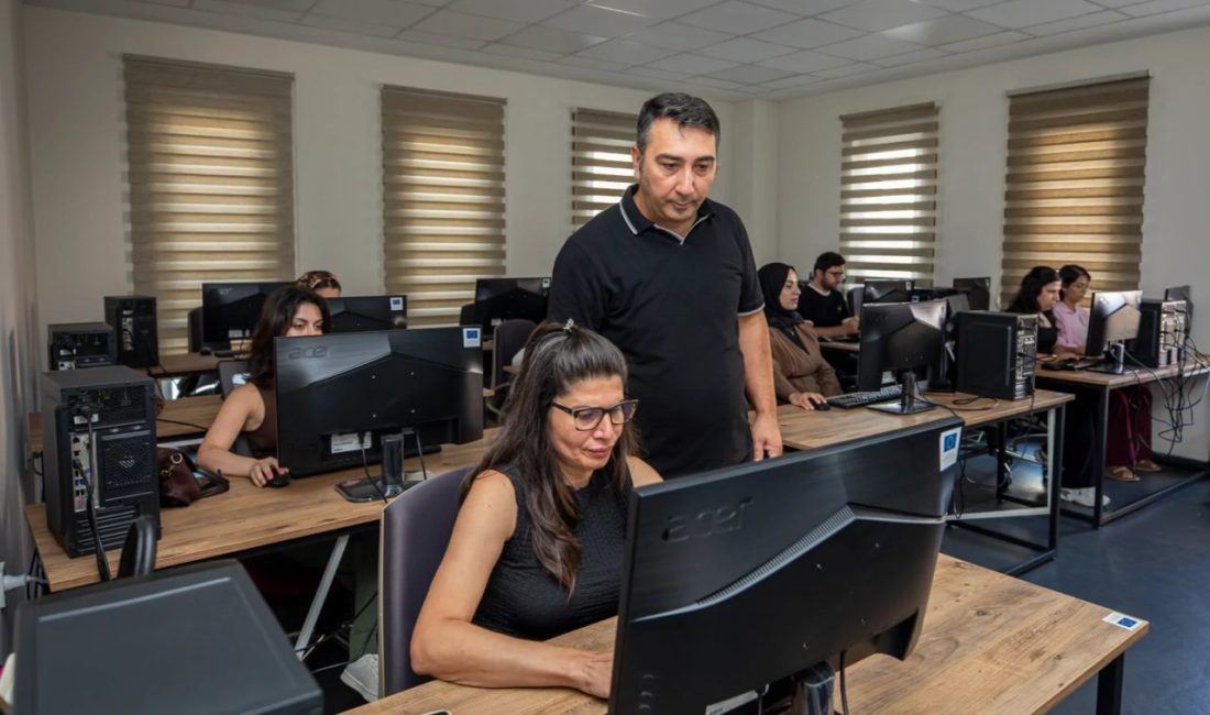Mersin’de meslek edinmek isteyenleri ve mesleğinde bir adım öne çıkmak