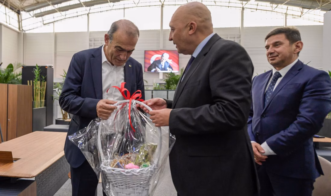 İzmir’in kardeş şehri Kırcaali’nin Belediye Başkanı Erol Mümün, İzmir Büyükşehir