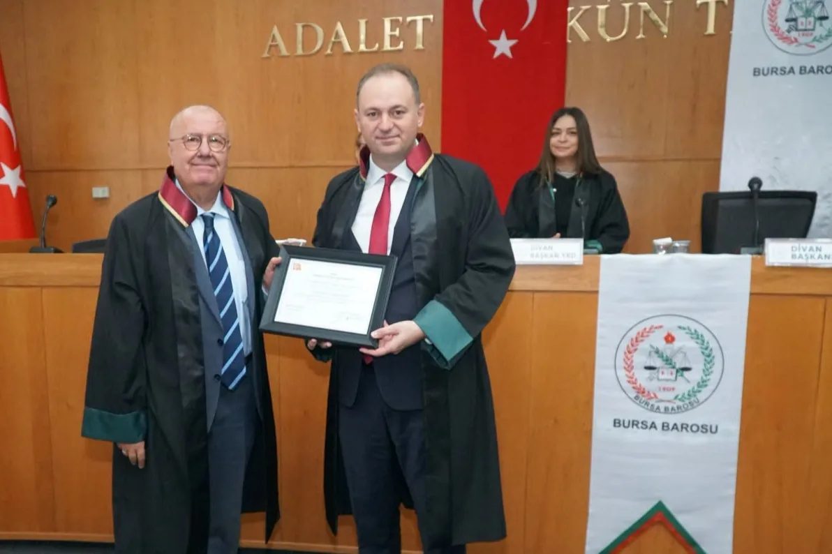 Bursa Barosu’nun 18 Ekim’deki seçimlerinde başkanlığa seçilen Av. Yener Poroy