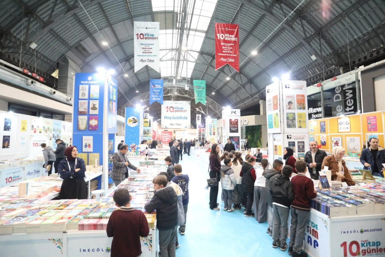 Bursa İnegöl Belediyesi tarafından bu yıl 10’uncusu düzenlenen İnegöl Kitap