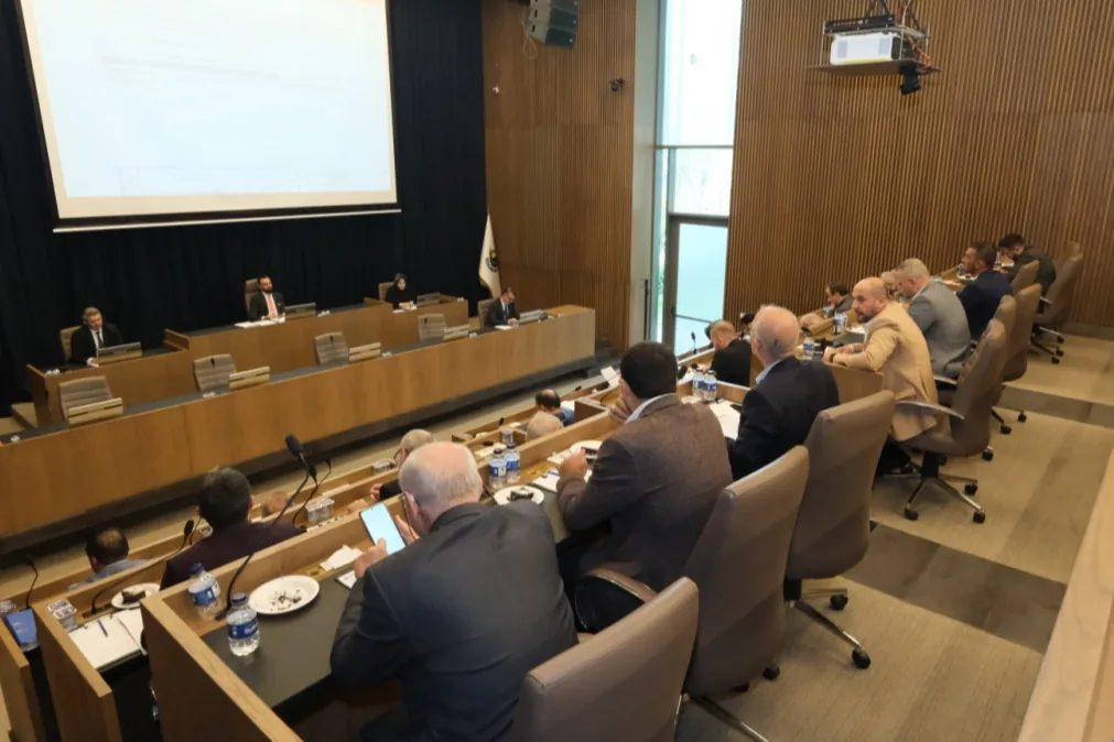 İnegöl Belediye Meclisi, Ekim ayı ikinci oturumunda bütçe gündemiyle toplandı.