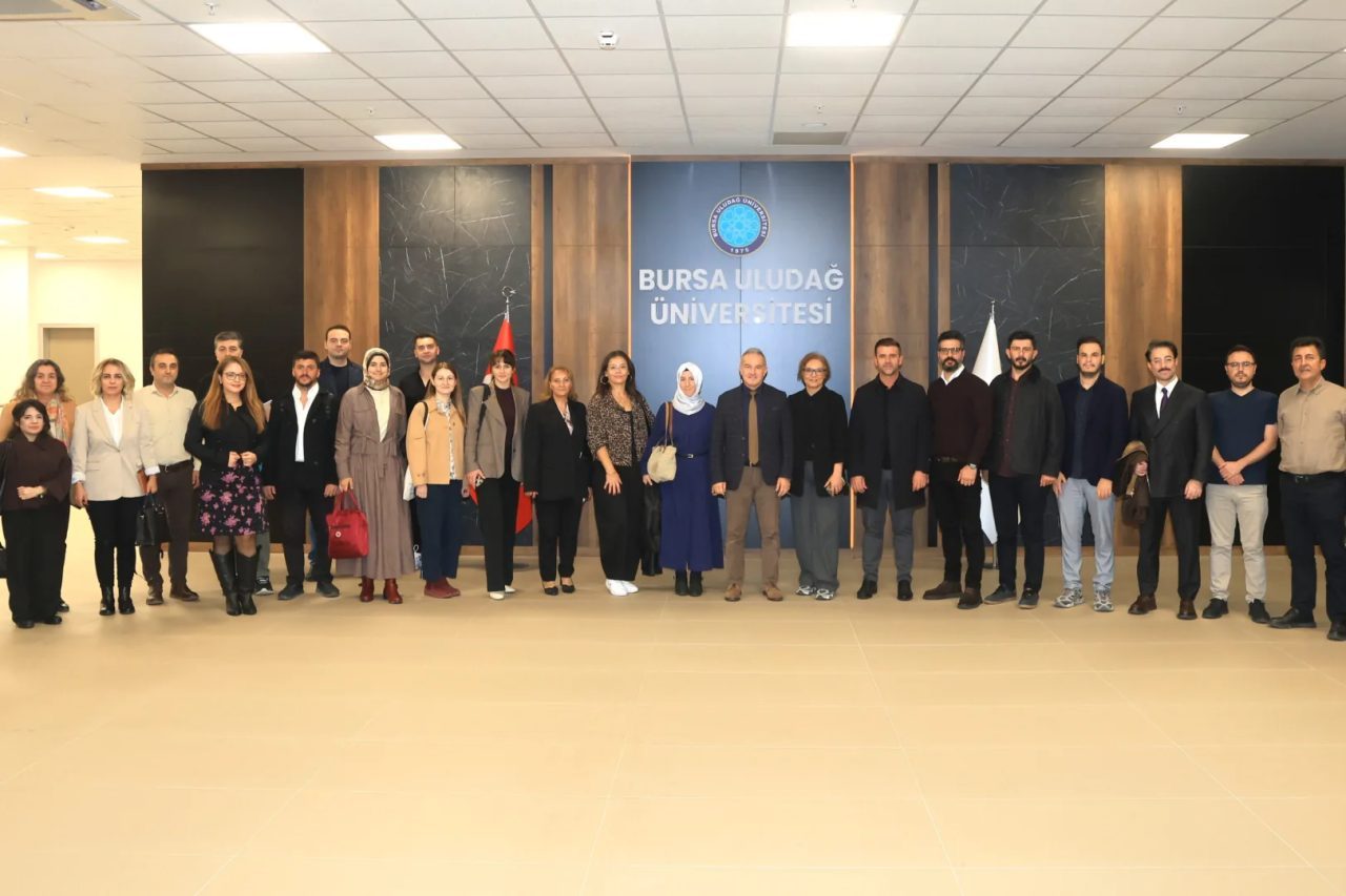 Bursa Uludağ Üniversitesi (BUÜ) Fen Edebiyat Fakültesi Öğretim Üyesi Doç.