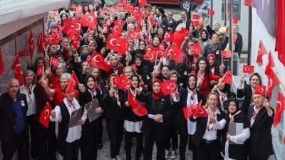 Bursa Olgunlaşma Enstitüsü, Cumhuriyetimizin 103. kuruluş yıl dönümünü düzenlediği anlamlı