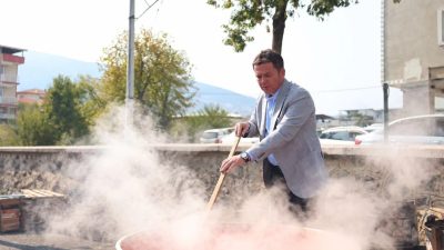 Bursa’nın Osmangazi ilçesinde dayanışma ve imece kültürünü yaşatmak amacıyla hayata