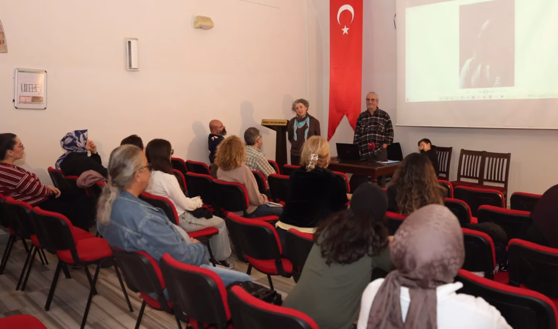 Kültür ve sanat alanındaki çalışmalarına fotoğraf eğitimleriyle devam eden Osmangazi