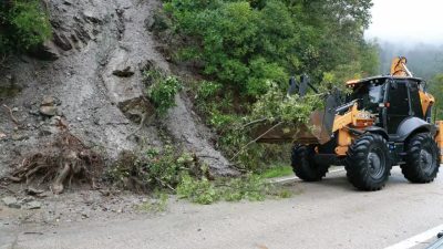 Osmangazi Belediyesi, kuvvetli yağış ve fırtınanın neden olabileceği olumsuzluklara karşı