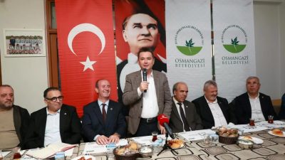 Bursa'da Osmangazi Belediye Başkanı Erkan Aydın, ilçeye daha iyi hizmet