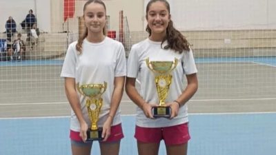 Osmangazi Belediyespor’un genç raketleri, Afyonkarahisar’da düzenlenen 14 Yaş Kış Kupası’nda