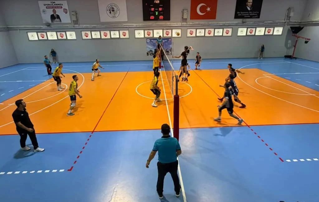 Bursa Yenişehir Belediyespor Erkek Voleybol Takımı, yeni sezona damga vuran