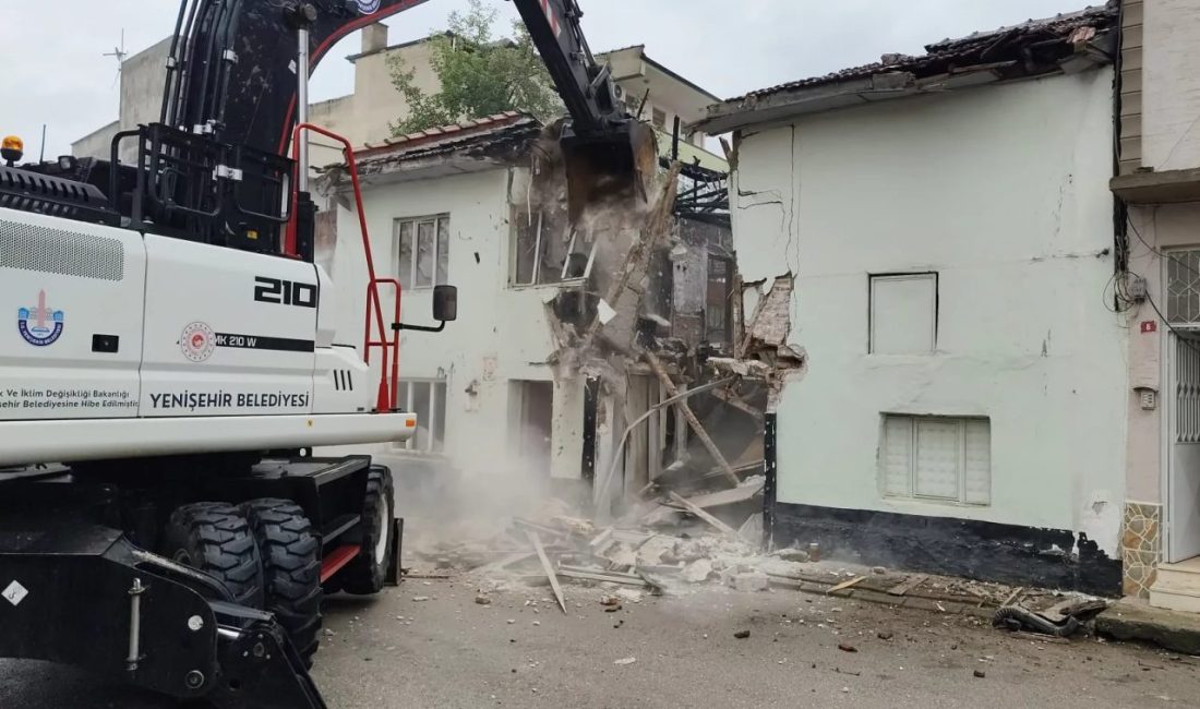 Yenişehir Belediyesi, ilçe merkezinde can ve mal güvenliği açısından risk