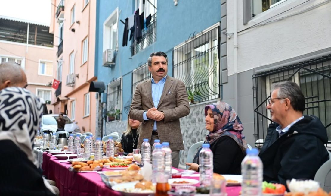 Bursa'nın Yıldırım ilçesinde Piremir Mahallesi’nde kadınların kahvaltı davetini geri çevirmeyen
