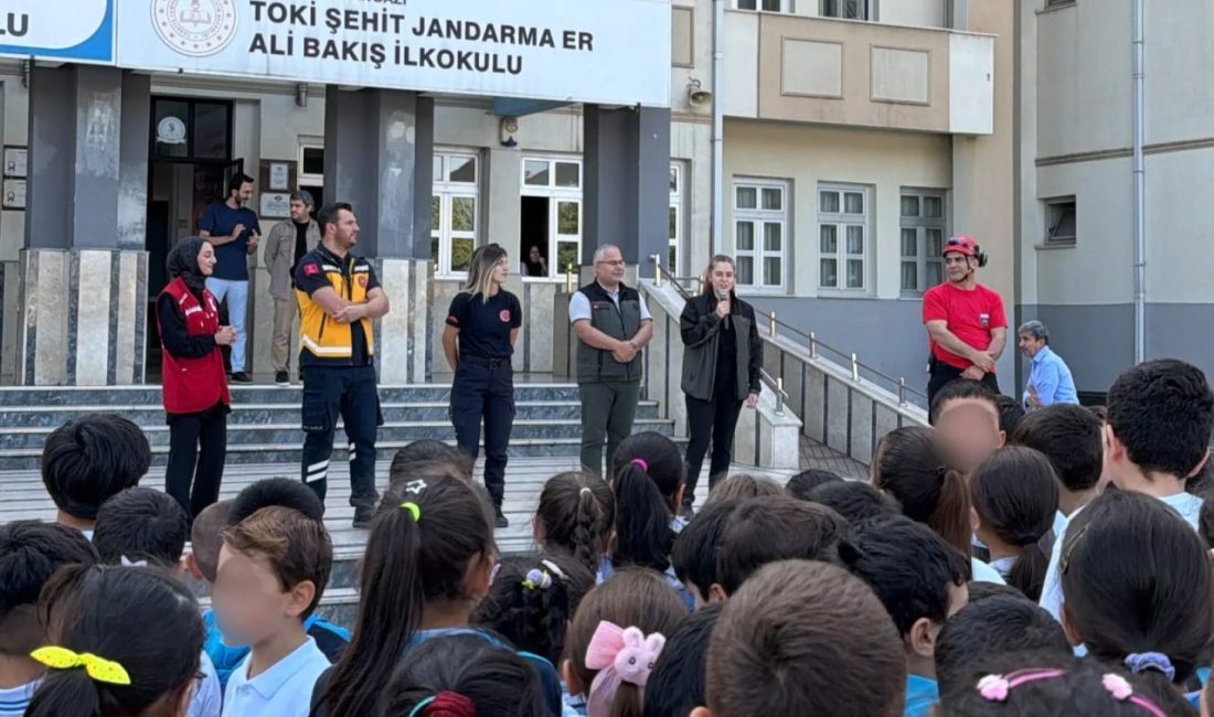 TOKİ Şehit Jandarma Er Ali Bakış İlkokulu öğrencilerinin afet farkındalığını