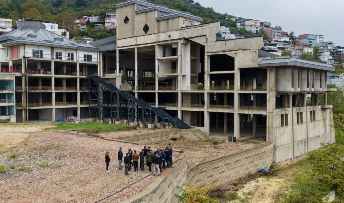 Bursa Büyükşehir Belediye Başkan Vekili Şahin Biba, ‘Çekirge Teras’ projesinde