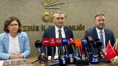 CHP Genel Başkan Yardımcısı ve Parti Sözcüsü Müslim Sarı, İzmir’de