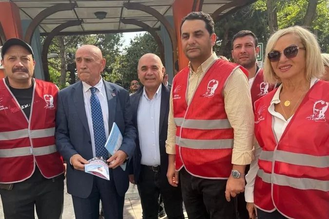 CHP Genel Başkan Yardımcısı Yıldırım Kaya, Beşiktaş’ta yaptığı açıklamada okullardaki