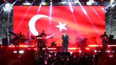 Keçiören Belediyesi tarafından 29 Ekim Cumhuriyet Bayramı kutlamaları kapsamında Kalaba