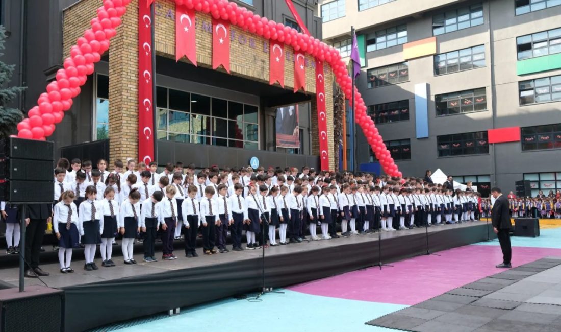 Şahinkaya Eğitim Kurumları, Türkiye Cumhuriyeti’nin 103. yılını kortej yürüyüşü, fener