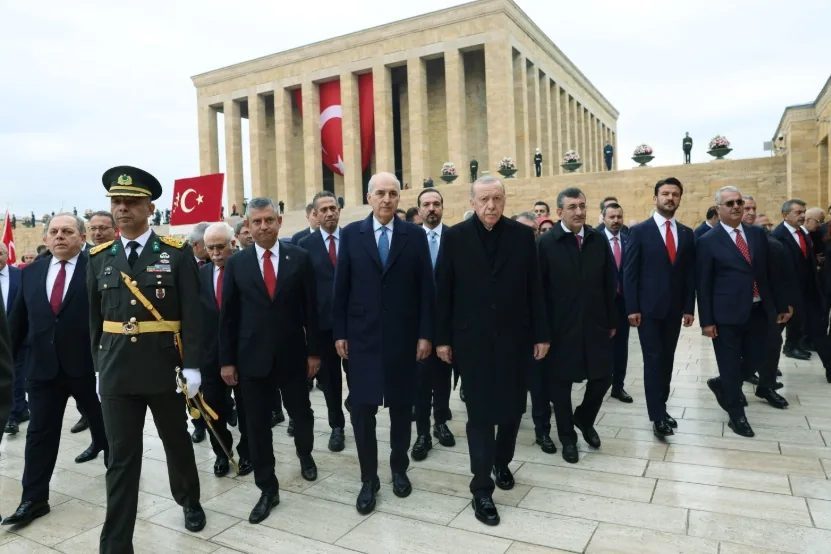 Cumhurbaşkanı Recep Tayyip Erdoğan, Türkiye Büyük Millet Meclisi Başkanı Numan