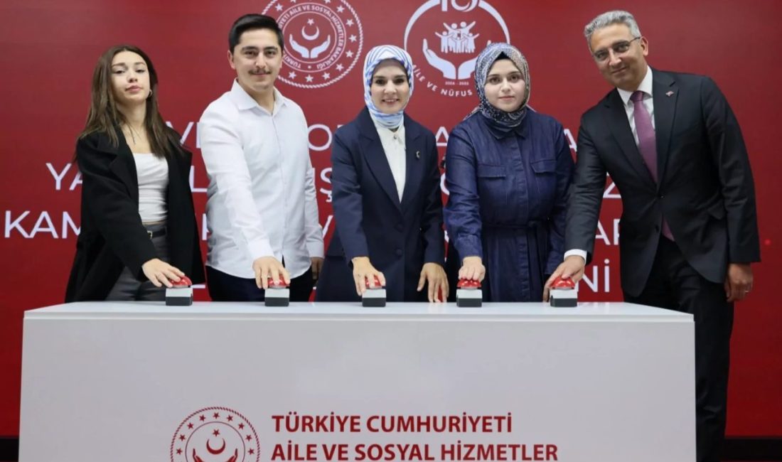 Aile ve Sosyal Hizmetler Bakanı Mahinur Özdemir Göktaş, kura töreninde