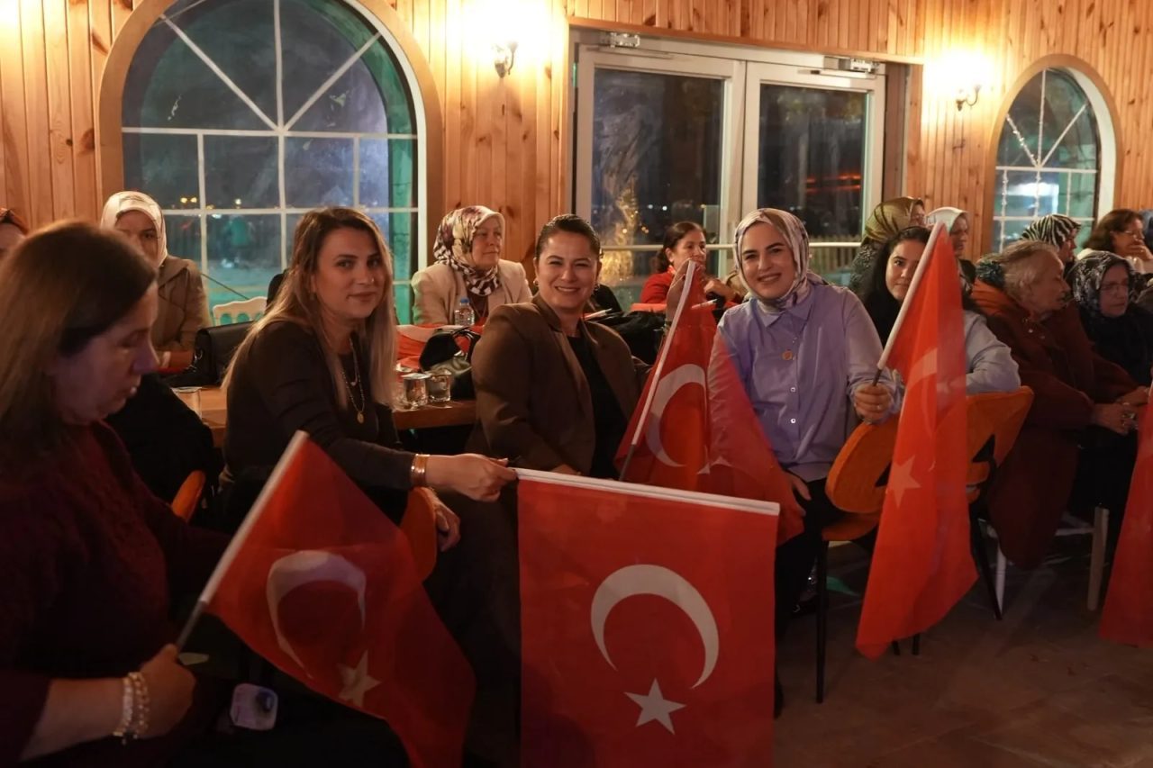 Düzce Belediyesi tarafından yürütülen “Belediye Hizmette, Kadınlar Keşifte” programı kapsamında