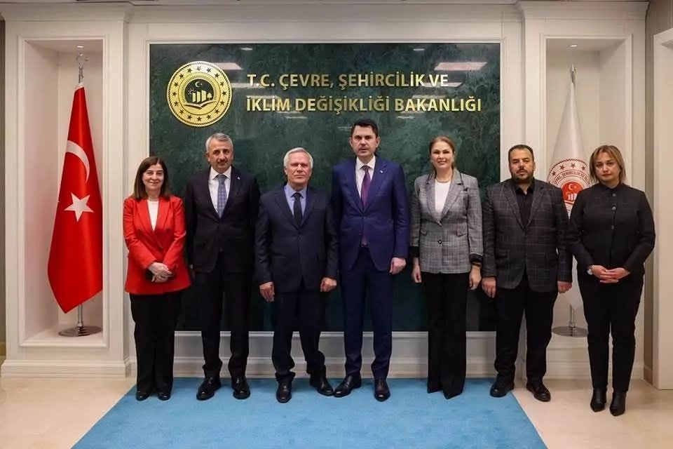 Esetçe Belediye Başkanı Cemal Deniz, Esetçe’nin öncelikli projelerini Ankara’da Çevre,