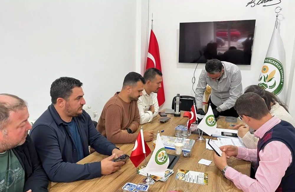 Eskişehir Büyükşehir Belediyesi, üreticilerin toprağını tanıması, doğru gübreleme yöntemlerini belirlemesi