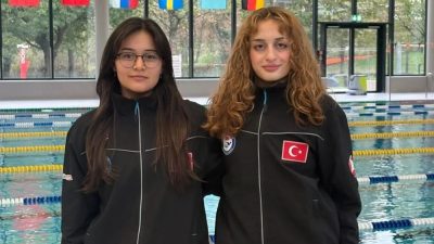Eskişehir Büyükşehir Spor Kulübü sporcuları Irmak Çetinkaya ve İdil Bengisu