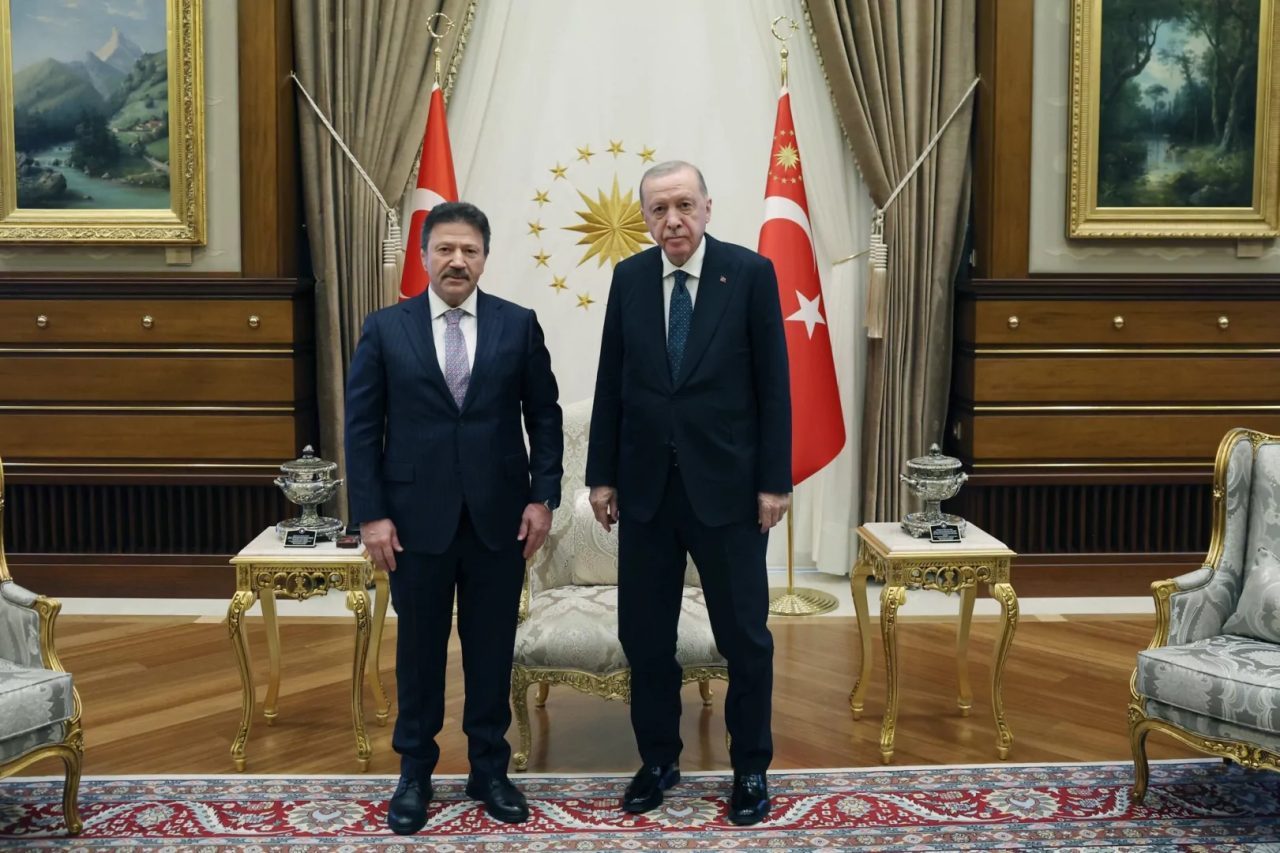 TESK Genel Başkanı Mehmet Yiğiner, Cumhurbaşkanı Recep Tayyip Erdoğan’ı Cumhurbaşkanlığı