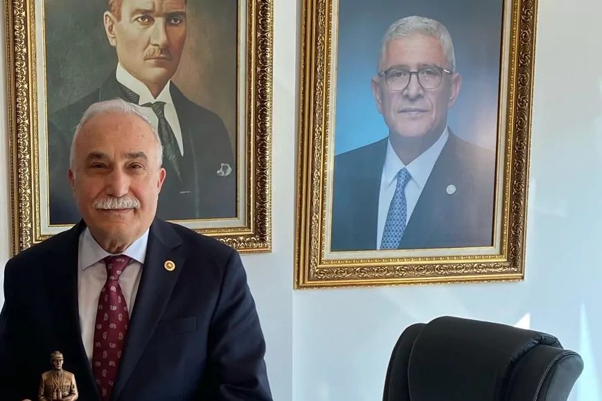 Ankara Milletvekili Ahmet Eşref Fakıbaba, İYİ Parti Genel Başkanı Müsavat