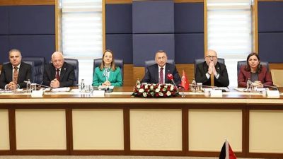 TBMM Dışişleri Komisyonu Başkanı Fuat Oktay, Ürdünlü heyetle görüşmesinde ekonomik,