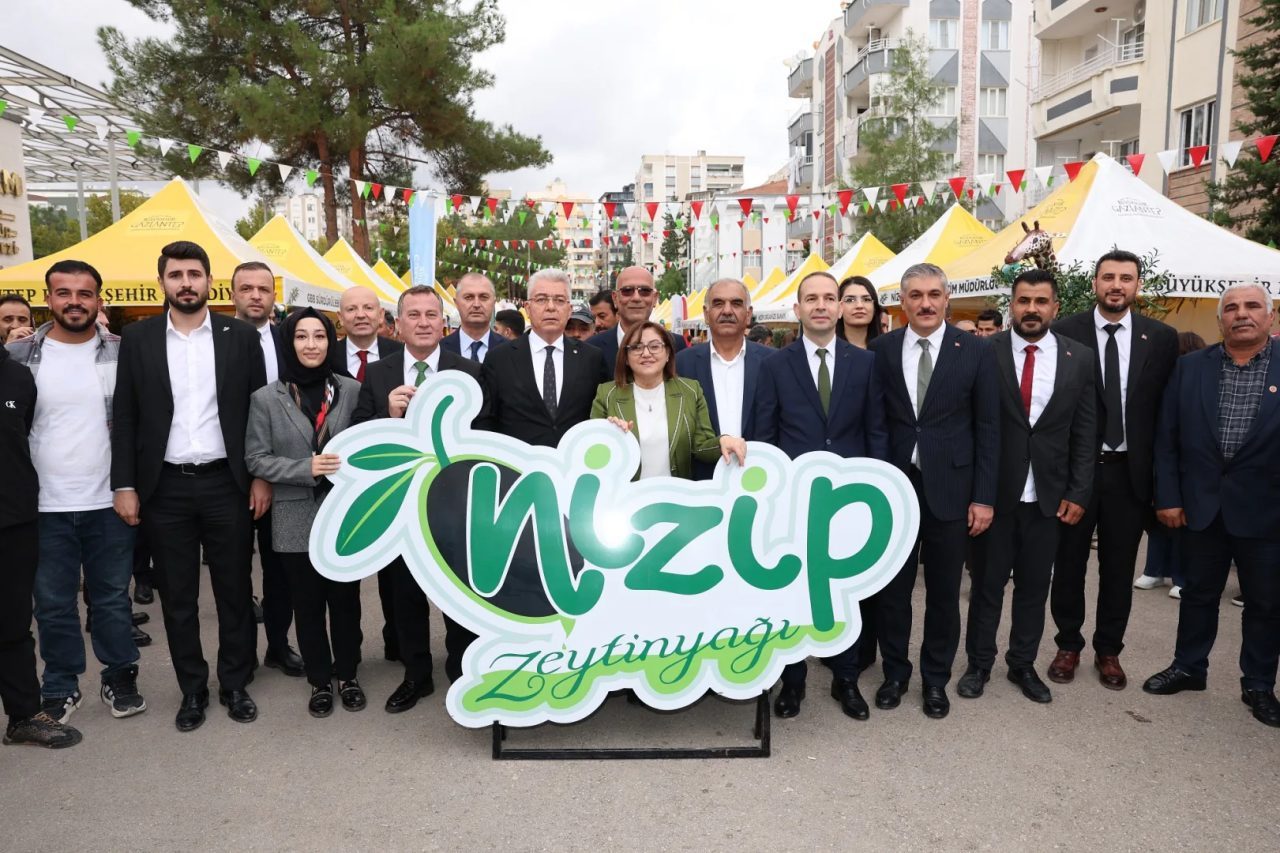 Gaziantep Büyükşehir Belediye Başkanı Fatma Şahin, 3. Nizip Zeytin Festivali’nde