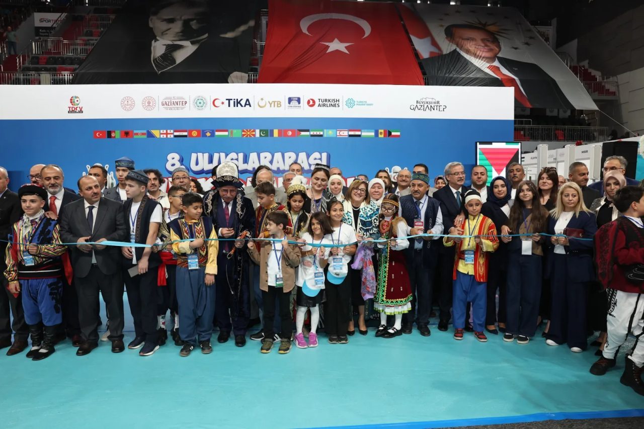 Üç kıtadan öğrencileri Gaziantep’te buluşturan 8. Uluslararası Türk Dünyası Bilim