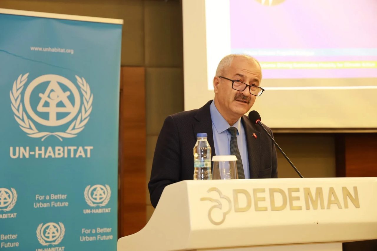 Gebze Belediye Başkanı Zinnur Büyükgöz, İstanbul’da düzenlenen “Kentlerin Geleceği: İklim