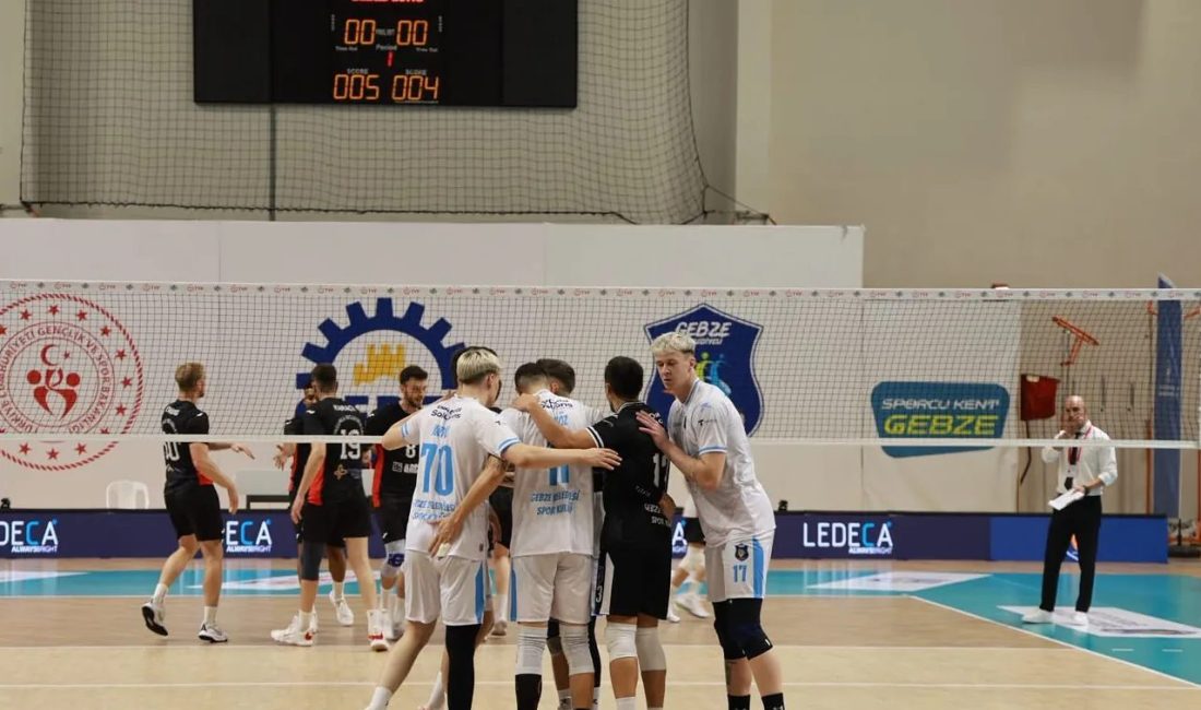 SMS Grup Efeler Ligi’nde mücadele eden Gebze Belediyespor, sahasında oynadığı