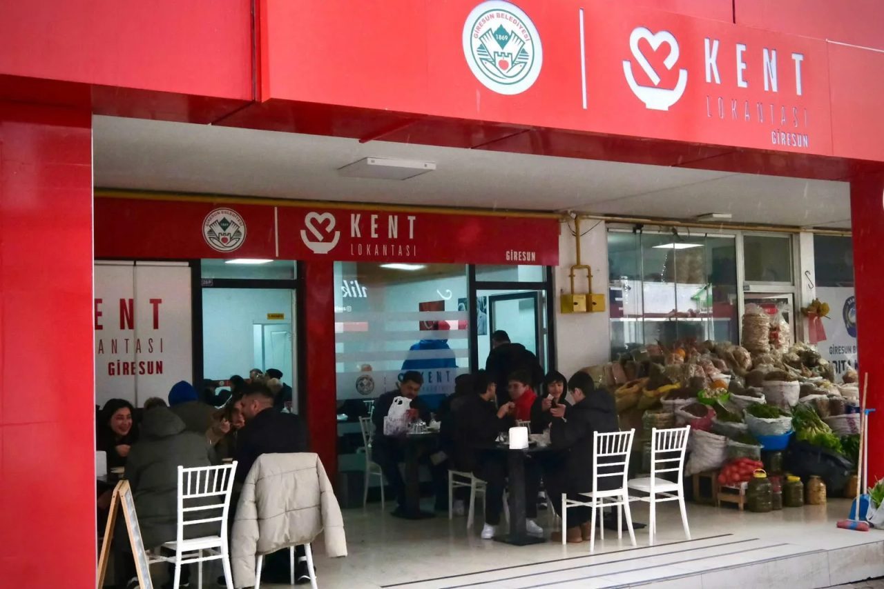 Giresun Belediyesi tarafından sosyal belediyecilik anlayışıyla hizmete açılan Kent Lokantası,