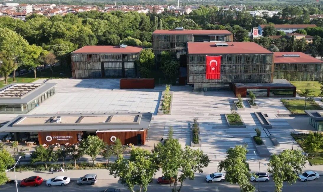 İnegöl Belediyesi’nin 2025 Yılı Sayıştay Denetim Raporunun sonucu açıklandı. Meclis